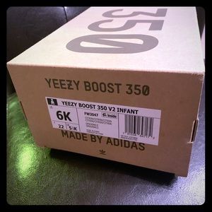 Yeezy Boost 350 V2 infant